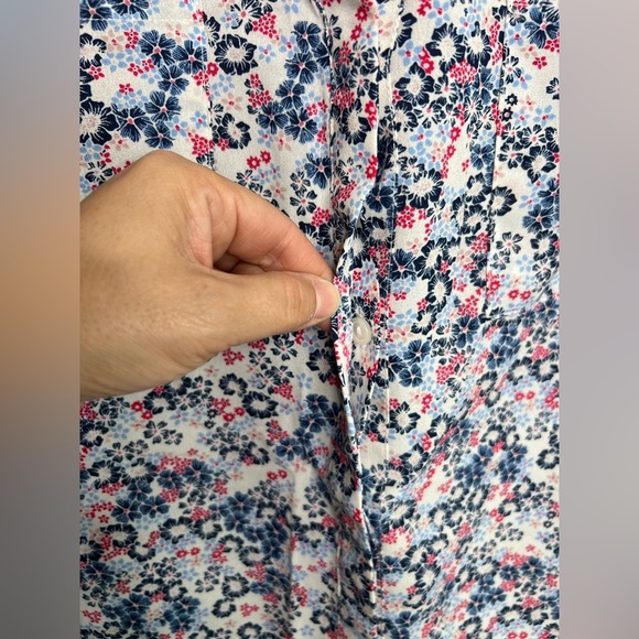 Sancuary Top - Picture 3 of 4